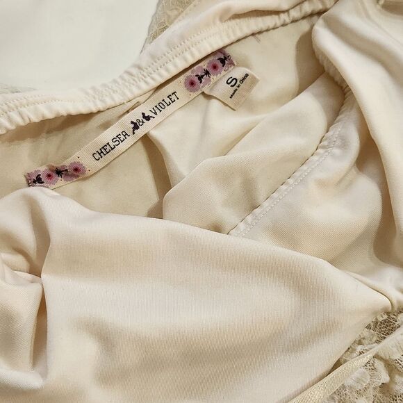 Chelsea & Violet Cream Polka Dot Mesh Asymmetrical Ruffle Midi Dress Small Boho - Picture 6 of 11